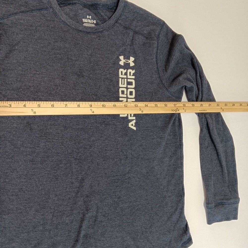 Under Armour Boys LG Gray Thermal Long Sleeve Shirt Youth Large Athletic Fit E8 - Picture 8 of 11